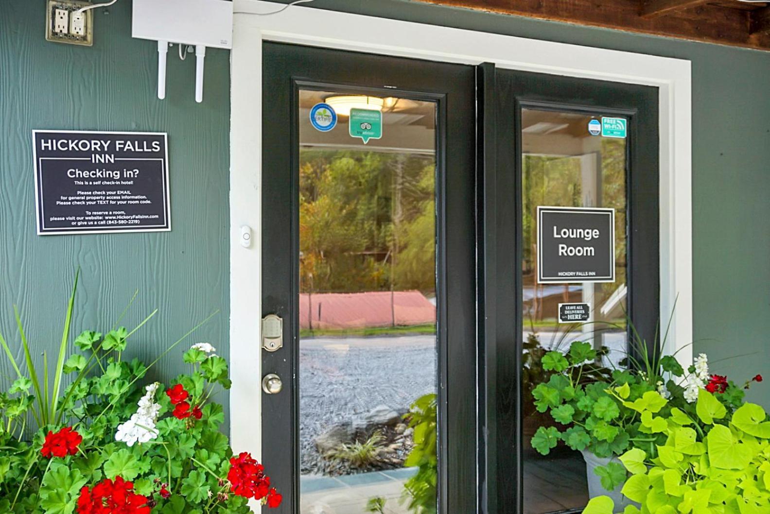 Hickory Falls Inn Chimney Rock Extérieur photo