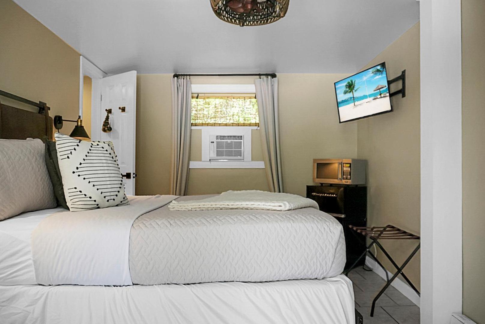 Hickory Falls Inn Chimney Rock Extérieur photo