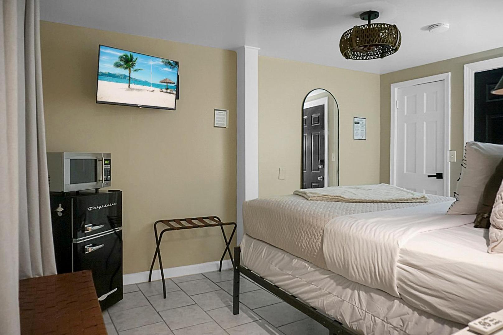 Hickory Falls Inn Chimney Rock Extérieur photo