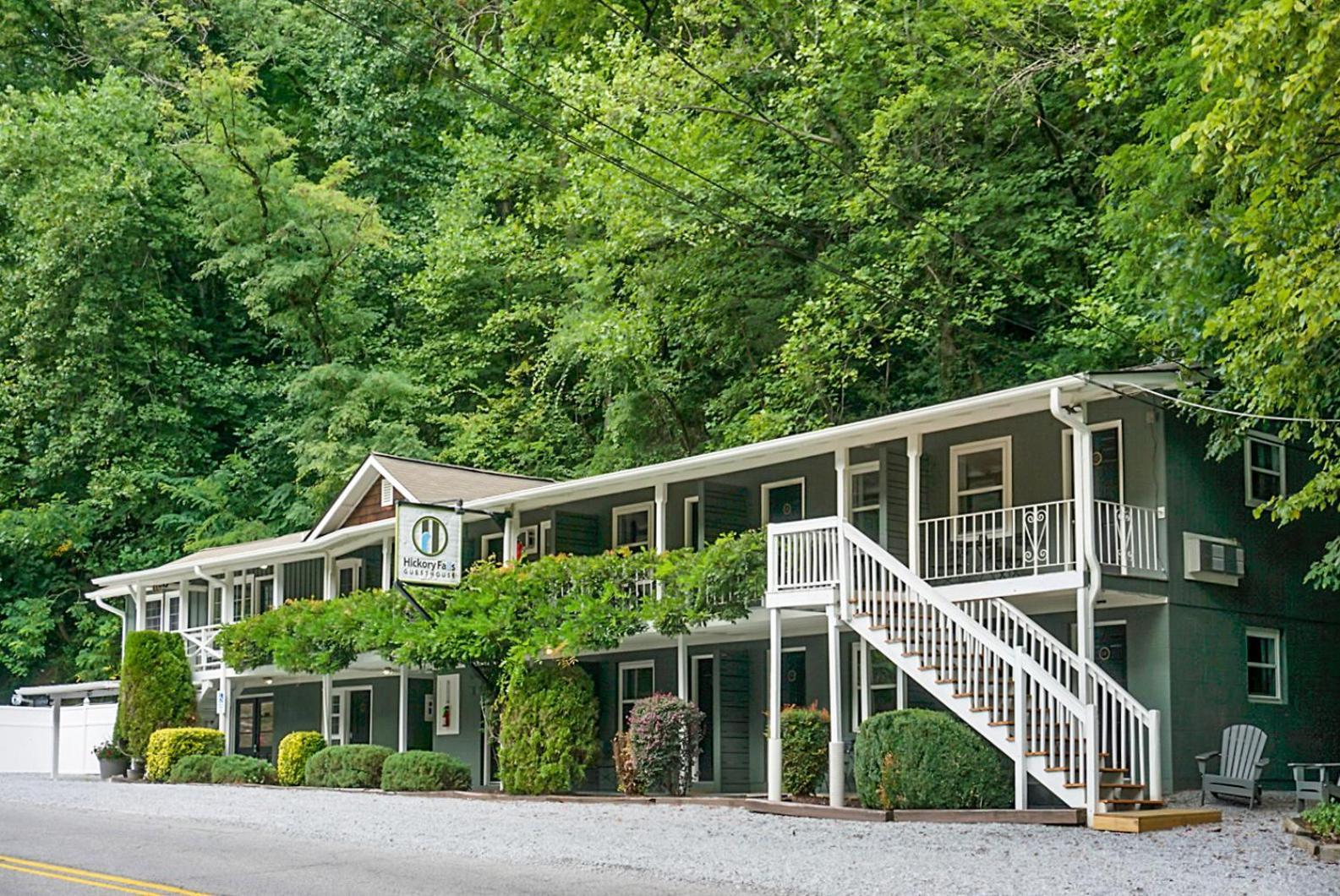 Hickory Falls Inn Chimney Rock Extérieur photo